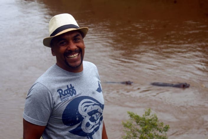 Having fun with hippos